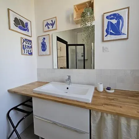 Le Robin Libourne Exterior photo